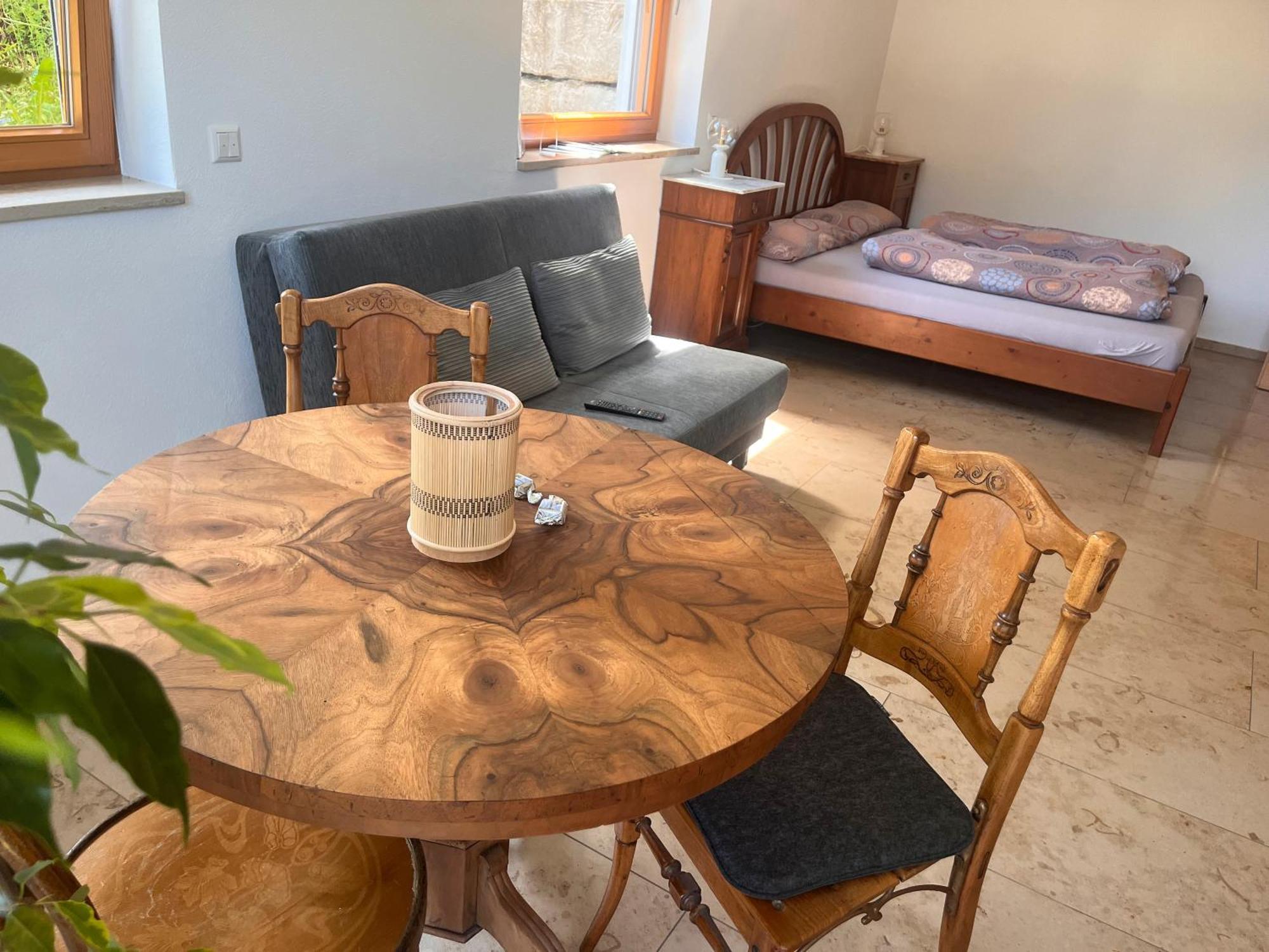 Apartment Im Rosengarten Bodman-Ludwigshafen